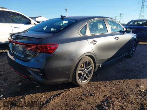 2021 Kia Forte GT-Line with VIN 3KPF34AD8ME270830, listed as a IAAI auction lot 40832173 with 68,240 mi miles and . Bid and sale history available at DreamBid. Image 4.