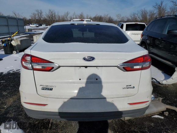 2019 Ford Fusion Hybrid SE with VIN 3FA6P0LU8KR263933, listed as a Copart auction lot 72080582 with 95,249 mi miles. Bid and sale history available at carsss.com. Image 6.