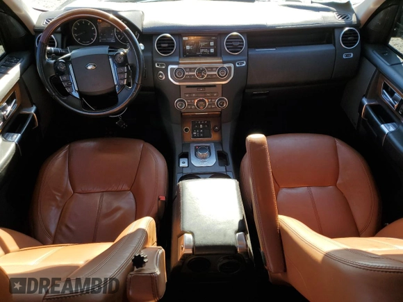 2016 Land Rover LR4 HSE Lux z VIN SALAK2V64GA828945, wystawiony jako Copart lot #84740554 z przebiegiem 108 135 mil mil oraz Szkoda całkowita • Salvage title. Historia ofert i sprzedaży dostępna na DreamBid. Obrazek 8.