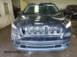 2016 Jeep Cherokee Limited with VIN 1C4PJMDS6GW129513, listed as a Copart auction lot 45138675 with 144,552 mi miles and Clean title. Bid and sale history available at DreamBid. Image 5.