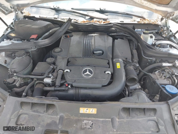 2013 Mercedes-Benz C-Class C 250 with VIN WDDGJ4HB0DF995087, listed as a IAAI auction lot 41960297 with 104,348 mi miles. Bid and sale history available at carsss.com. Image 10.