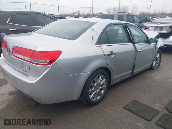 2012 Lincoln MKZ with VIN 3LNHL2JC4CR813064, listed as a IAAI auction lot 41638682 with 146,121 mi miles. Bid and sale history available at carsss.com. Image 4.