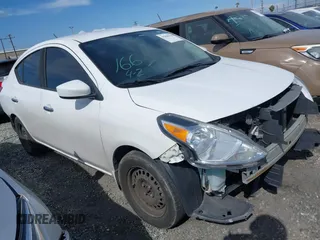 2016 Nissan Versa SV with VIN 3N1CN7AP0GL908760, listed as a IAAI auction lot 41866244 with 134,165 mi miles. Bid and sale history available at carsss.com. Image 1.