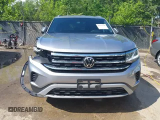 2023 Volkswagen Atlas SE с VIN 1V2LC2CA9PC212519, выставлен на аукционе IAAI как лот 42177771 с пробегом 58 505 миль миль и . История ставок и продаж доступна на DreamBid. Изображение 12.