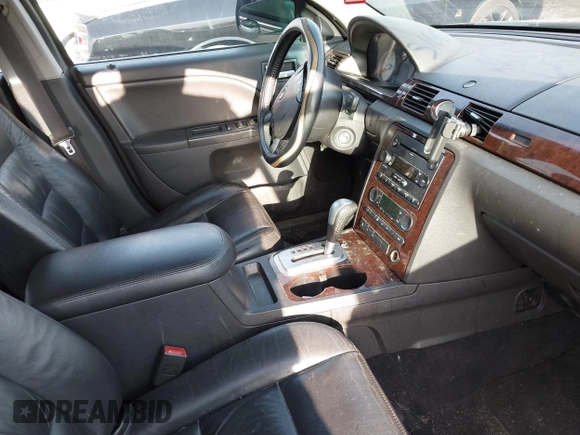 2006 Ford Five Hundred Limited with VIN 1FAHP25126G148023, listed as a IAAI auction lot 41895312 with 999,999 mi miles. Bid and sale history available at carsss.com. Image 5.