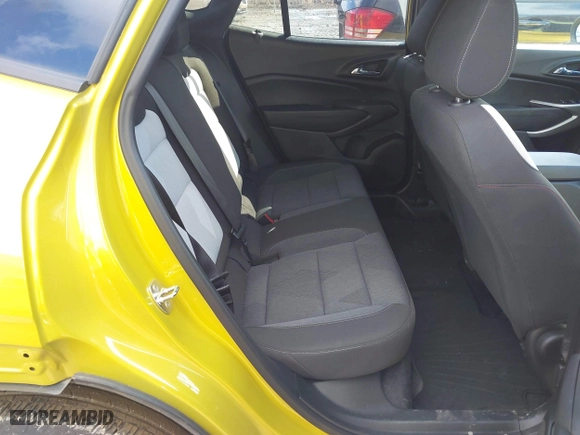 2024 Chevrolet Trax 1RS with VIN KL77LGE22RC014449, listed as a IAAI auction lot 41530717 with 12,110 mi miles. Bid and sale history available at carsss.com. Image 8.