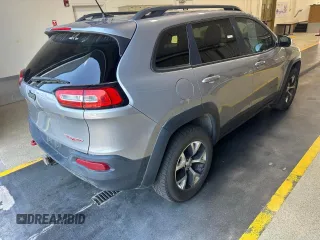 2014 Jeep Cherokee Trailhawk with VIN 1C4PJMBS4EW111480, listed as a Copart auction lot 67399485 with 162,555 mi miles and Clean title. Bid and sale history available at DreamBid. Image 4.