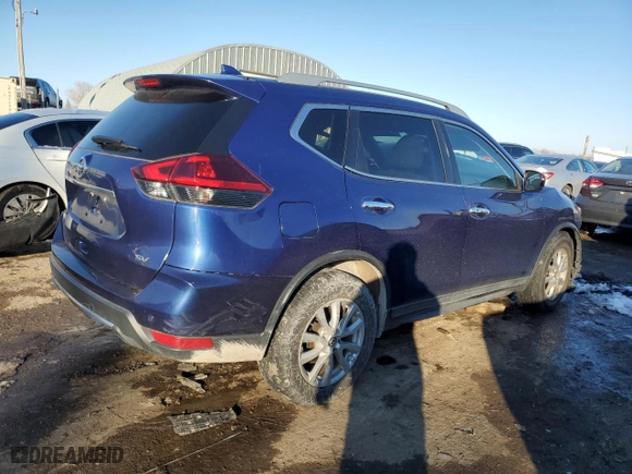 2019 Nissan Rogue SV with VIN 5N1AT2MTXKC768397, listed as a Copart auction lot 41624035 with 69,423 mi miles and Salvage Title. Bid and sale history available at carsss.com. Image 3.