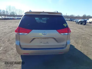 2011 Toyota Sienna LE AAS with VIN 5TDKK3DC0BS168052, listed as a IAAI auction lot 41688494 with 49,095 mi miles. Bid and sale history available at carsss.com. Image 16.