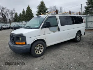 2009 GMC Savana z VIN 1GKFG154491166377, wystawiony jako Copart lot #50440405 z przebiegiem 420 562 mil mil oraz Czysty tytuł • Clean title. Historia ofert i sprzedaży dostępna na DreamBid. Obrazek 1.