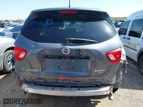 2017 Nissan Pathfinder SV with VIN 5N1DR2MM2HC613081, listed as a IAAI auction lot 41979227 with 137,371 mi miles. Bid and sale history available at carsss.com. Image 16.