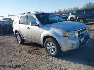 2010 Ford Escape Limited with VIN 1FMCU9EG9AKC84001, listed as a IAAI auction lot 41722159 with 176,683 mi miles. Bid and sale history available at carsss.com. Image 1.