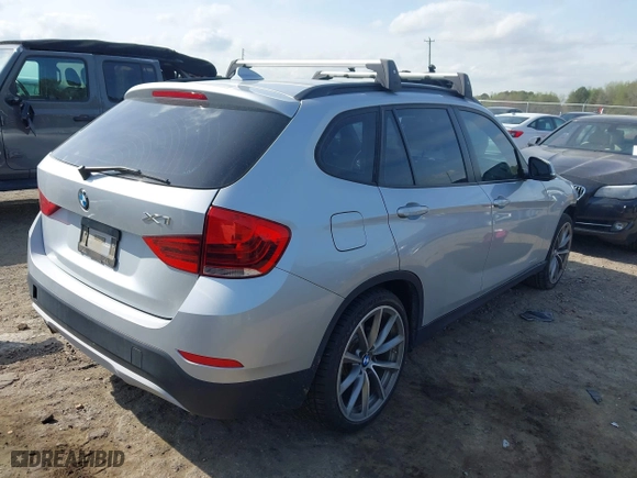 2013 BMW X1 28i with VIN WBAVM1C54DVW41570, listed as a IAAI auction lot 41909262 with 78,225 mi miles. Bid and sale history available at carsss.com. Image 4.