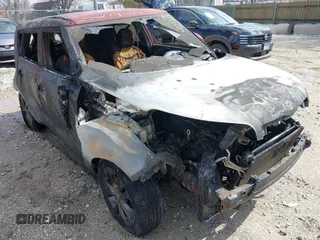 2016 Kia Soul + with VIN KNDJP3A50G7843208, listed as a IAAI auction lot 41852954 with 1 mi miles. Bid and sale history available at carsss.com. Image 6.