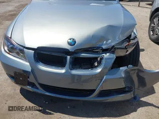 2007 BMW 3 Series 328xi z VIN WBAVC73587KP33390, wystawiony jako IAAI lot #42465688 z przebiegiem 144 423 mil mil oraz . Historia ofert i sprzedaży dostępna na DreamBid. Obrazek 17.
