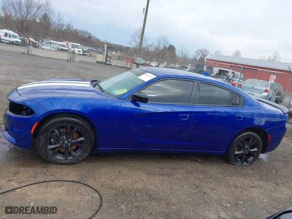 2022 Dodge Charger SXT with VIN 2C3CDXJG6NH143483, listed as a IAAI auction lot 41642211 with 111,484 mi miles. Bid and sale history available at carsss.com. Image 15.
