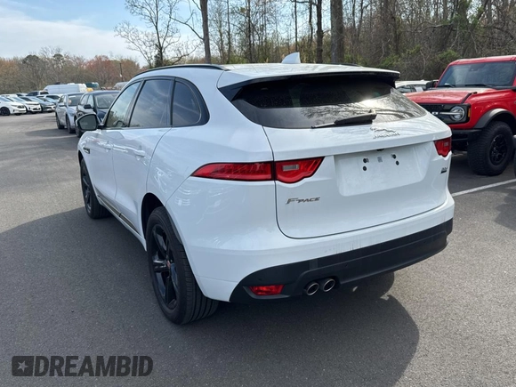 2018 Jaguar F-Pace z VIN SADCL2FN8JA259869, wystawiony jako Copart lot #54601565 z przebiegiem 89 138 mil mil oraz Czysty tytuł • Clean title. Historia ofert i sprzedaży dostępna na DreamBid. Obrazek 3.