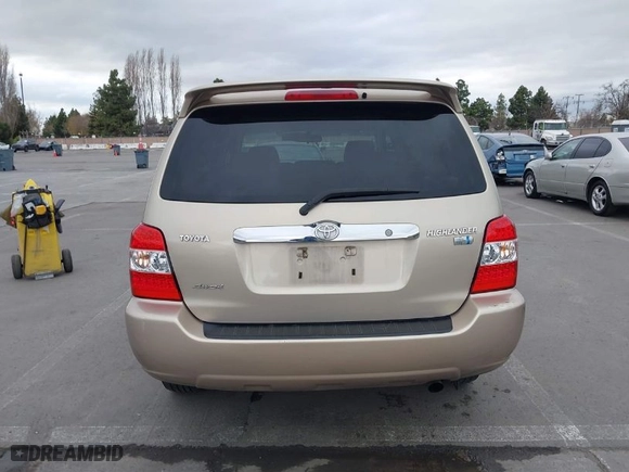 2006 Toyota Highlander Hybrid with VIN JTEEW21A060025752, listed as a IAAI auction lot 41467282 with 245,146 mi miles. Bid and sale history available at carsss.com. Image 17.