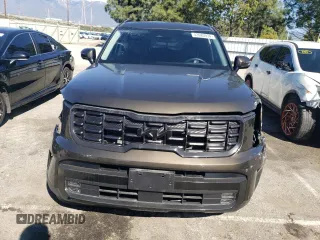 2023 Kia Telluride SX X-Line with VIN 5XYP5DGC8PG333753, listed as a Copart auction lot 43980934 with 12,673 mi miles and Salvage title. Bid and sale history available at DreamBid. Image 5.