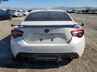 2018 Toyota 86 GT с VIN JF1ZNAE1XJ9700563, выставлен на аукционе Copart как лот 56340975 с пробегом 59 482 миль миль и Списание • Salvage title. История ставок и продаж доступна на DreamBid. Изображение 6.