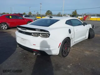 2019 Chevrolet Camaro 1SS with VIN 1G1FE1R78K0120917, listed as a IAAI auction lot 40787647 with 52,505 mi miles. Bid and sale history available at carsss.com. Image 4.