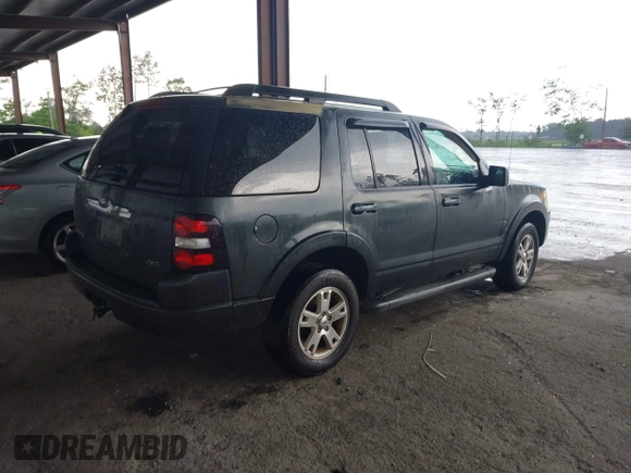 2010 Ford Explorer XLT z VIN 1FMEU7DE4AUA46736, wystawiony jako IAAI lot #42323483 z przebiegiem 120 000 mil mil oraz . Historia ofert i sprzedaży dostępna na DreamBid. Obrazek 4.
