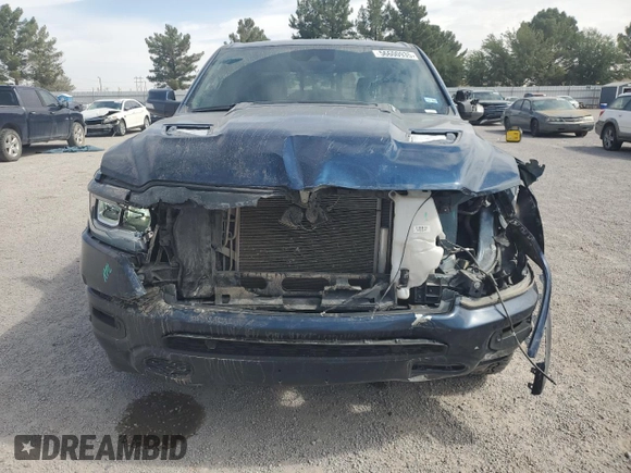 2021 Ram 1500 Laramie z VIN 1C6SRFJT3MN808479, wystawiony jako Copart lot #56600935 z przebiegiem 70 336 mil mil oraz Szkoda całkowita • Salvage title. Historia ofert i sprzedaży dostępna na DreamBid. Obrazek 5.