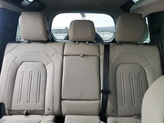 2022 Land Rover Defender SE with VIN SALEP7RU6N2106733, listed as a Copart auction lot 43371445 with 41,667 mi miles and Salvage title. Bid and sale history available at DreamBid. Image 10.