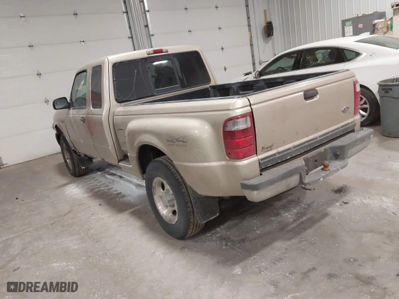 2001 Ford Ranger XL Fleet with VIN 1FTZR15U51PA40467, listed as a IAAI auction lot 41424919 with 251,006 mi miles. Bid and sale history available at carsss.com. Image 3.