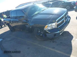 2021 Ram 1500 Tradesman z VIN 3C6RR6KG2MG711606, wystawiony jako IAAI lot #41696569 z przebiegiem 39 521 mil mil oraz . Historia ofert i sprzedaży dostępna na DreamBid. Obrazek 1.