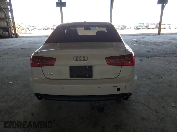2013 Audi A6 Premium Plus z VIN WAUGFAFC1DN077678, wystawiony jako Copart lot #56999585 z przebiegiem 190 194 mil mil oraz Czysty tytuł • Clean title. Historia ofert i sprzedaży dostępna na DreamBid. Obrazek 6.