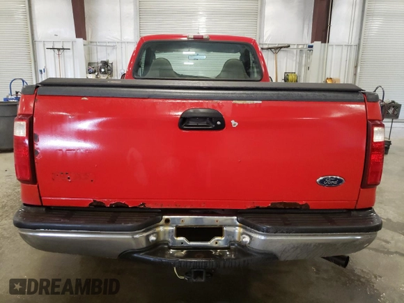 2005 Ford F-250 XL with VIN 1FTNF20565EA93144, listed as a Copart auction lot 62291085 with 131,720 mi miles and Salvage title. Bid and sale history available at DreamBid. Image 6.