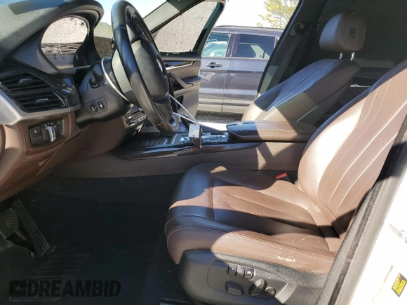 2018 BMW X5 xDrive40e iPerformance with VIN 5UXKT0C56J0W03350, listed as a Copart auction lot 88931455 with 48,419 mi miles and Clean Title. Bid and sale history available at carsss.com. Image 7.