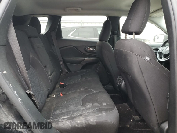 2019 Jeep Cherokee Latitude with VIN 1C4PJMCX3KD127526, listed as a Copart auction lot 85462954 with 132,879 mi miles and Salvage Title. Bid and sale history available at carsss.com. Image 11.