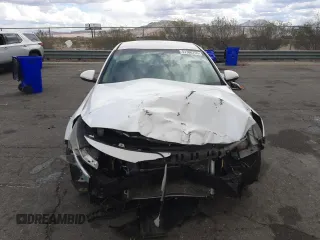 2017 Kia Optima LX z VIN 5XXGT4L37HG166870, wystawiony jako Copart lot #51380755 z przebiegiem 95 065 mil mil oraz Szkoda całkowita • Salvage title. Historia ofert i sprzedaży dostępna na DreamBid. Obrazek 5.