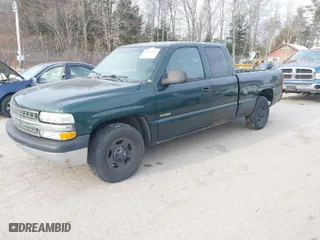 2002 Chevrolet Silverado 1500 LS with VIN 2GCEC19W421188121, listed as a IAAI auction lot 41375919 with 146,052 mi miles. Bid and sale history available at carsss.com. Image 2.