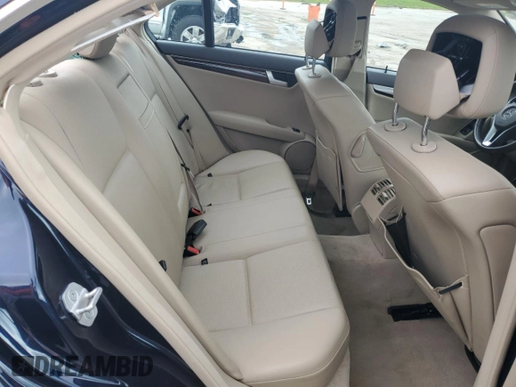 2013 Mercedes-Benz C 250 Sport с VIN WDDGF4HB9DR298923, выставлен на аукционе Copart как лот 56575025 с пробегом 63 041 миль миль и Списание • Salvage title. История ставок и продаж доступна на DreamBid. Изображение 10.