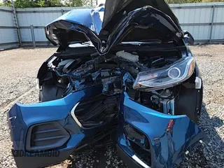 2020 Chevrolet Trax LT with VIN KL7CJLSBXLB332009, listed as a Copart auction lot 62892085 with 31,802 mi miles and Salvage title. Bid and sale history available at DreamBid. Image 14.