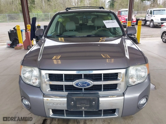 2008 Ford Escape Hybrid with VIN 1FMCU59H08KA06691, listed as a IAAI auction lot 42021967 with 221,067 mi miles. Bid and sale history available at carsss.com. Image 12.