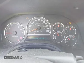 2007 GMC Envoy Denali with VIN 1GKES63MX72103849, listed as a IAAI auction lot 41904190 with 237,261 mi miles. Bid and sale history available at carsss.com. Image 7.
