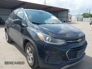2020 Chevrolet Trax LT z VIN 3GNCJLSB1LL293934, wystawiony jako IAAI lot #42041044 z przebiegiem 142 394 mil mil oraz . Historia ofert i sprzedaży dostępna na DreamBid. Obrazek 1.