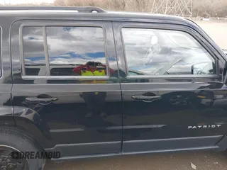 2014 Jeep Patriot Sport with VIN 1C4NJPBA4ED844253, listed as a IAAI auction lot 41879323 with 170,551 mi miles and . Bid and sale history available at carsss.com. Image 13.
