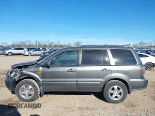 2008 Honda Pilot EX-L z VIN 5FNYF28518B006058, wystawiony jako IAAI lot #41425424 z przebiegiem 230 006 mil mil oraz . Historia ofert i sprzedaży dostępna na DreamBid. Obrazek 14.