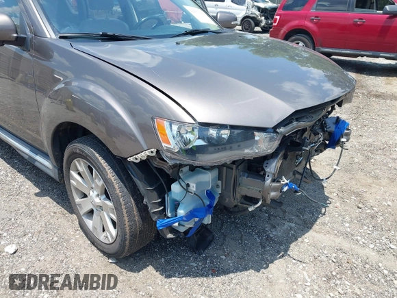 2012 Mitsubishi Outlander SE with VIN JA4AS3AW5CU019766, listed as a IAAI auction lot 42563922 with 76,000 mi miles and . Bid and sale history available at DreamBid. Image 6.