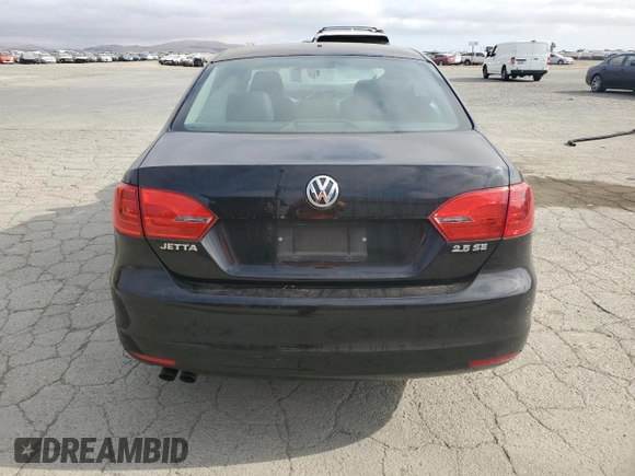 2013 Volkswagen Jetta SE with VIN 3VWDP7AJ4DM447606, listed as a Copart auction lot 59633685 with 66,214 mi miles and Salvage title. Bid and sale history available at DreamBid. Image 6.