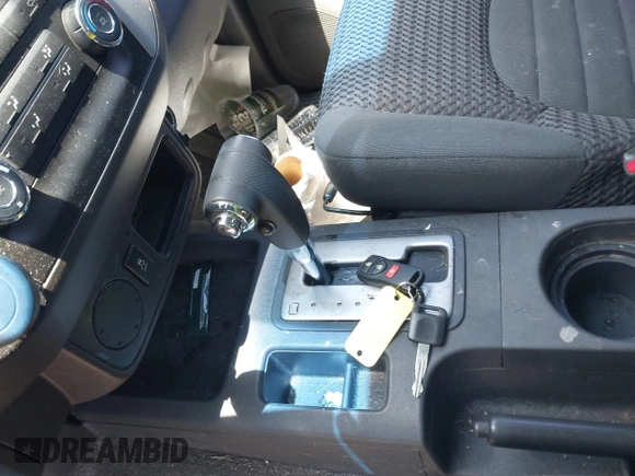 2014 Nissan Frontier SV with VIN 1N6AD0CU1EN747010, listed as a IAAI auction lot 42659275 with 259,603 mi miles and . Bid and sale history available at DreamBid. Image 11.
