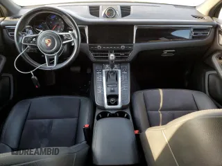 2020 Porsche Macan z VIN WP1AA2A52LLB05261, wystawiony jako Copart lot #49087875 z przebiegiem 62 820 mil mil oraz Szkoda całkowita • Salvage title. Historia ofert i sprzedaży dostępna na DreamBid. Obrazek 8.