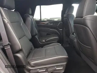2021 Cadillac Escalade Premium Luxury z VIN 1GYS3CKL8MR244497, wystawiony jako Copart lot #52582135 z przebiegiem 73 326 mil mil oraz Szkoda całkowita • Salvage title. Historia ofert i sprzedaży dostępna na DreamBid. Obrazek 11.