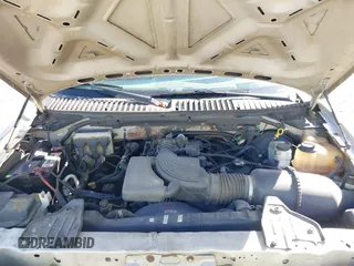 2004 Ford Expedition Special Service with VIN 1FMRU15W64LA44633, listed as a IAAI auction lot 41719498 with 109,005 mi miles. Bid and sale history available at carsss.com. Image 10.