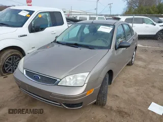 2005 Ford Focus S with VIN 1FAHP34N35W144951, listed as a IAAI auction lot 41880459 with 141,333 mi miles and . Bid and sale history available at carsss.com. Image 2.